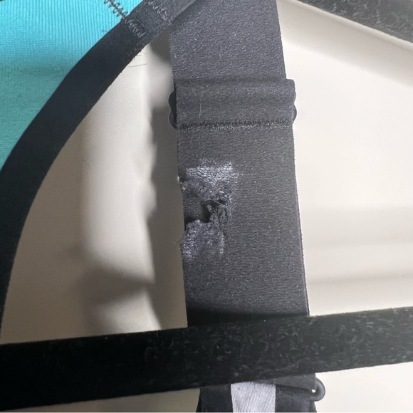 Victoria Secret Incredible Sport Bra 34DDD Wireless Padded Racerback High - Picture 6 of 12